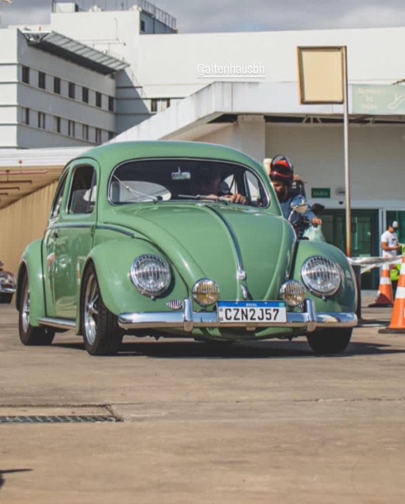 carro Fusca Oval verde 1957